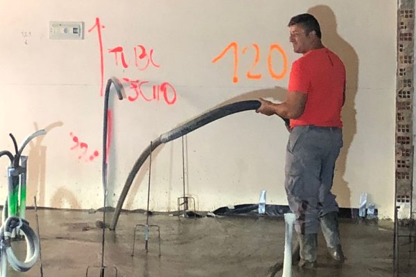 61feede2-b005-4193-999f-70d9e1e00168